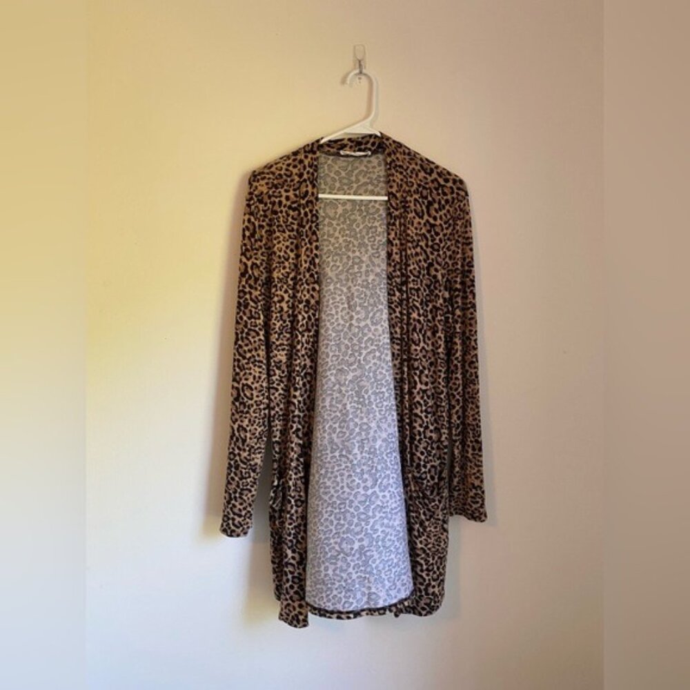 Zenana Long Sleeve Leopard Print Lightweight Open Cardigan Size M - Picture 1 of 7